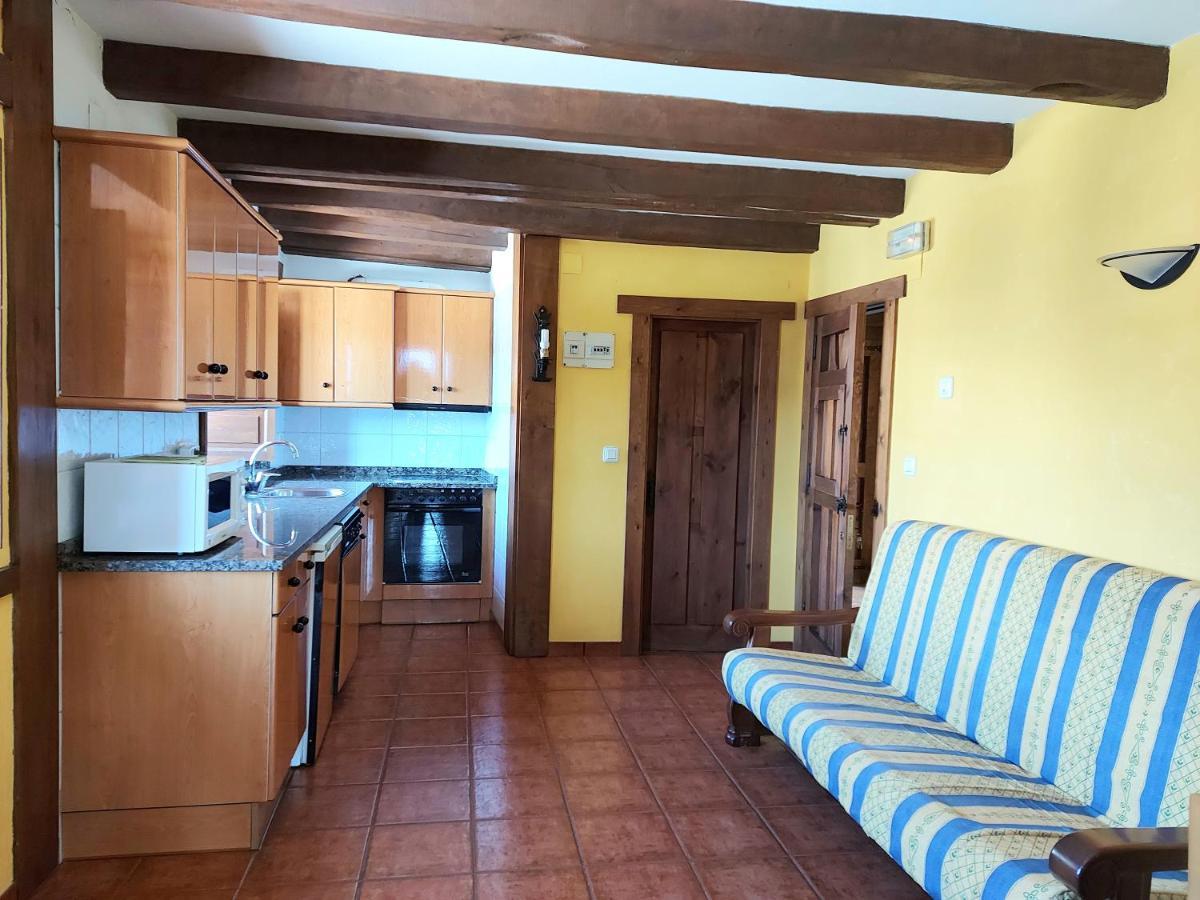 Apartamentos Rurales Las Rocas De Brez Camaleno Exterior photo