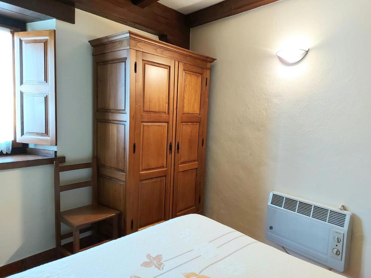 Apartamentos Rurales Las Rocas De Brez Camaleno Exterior photo