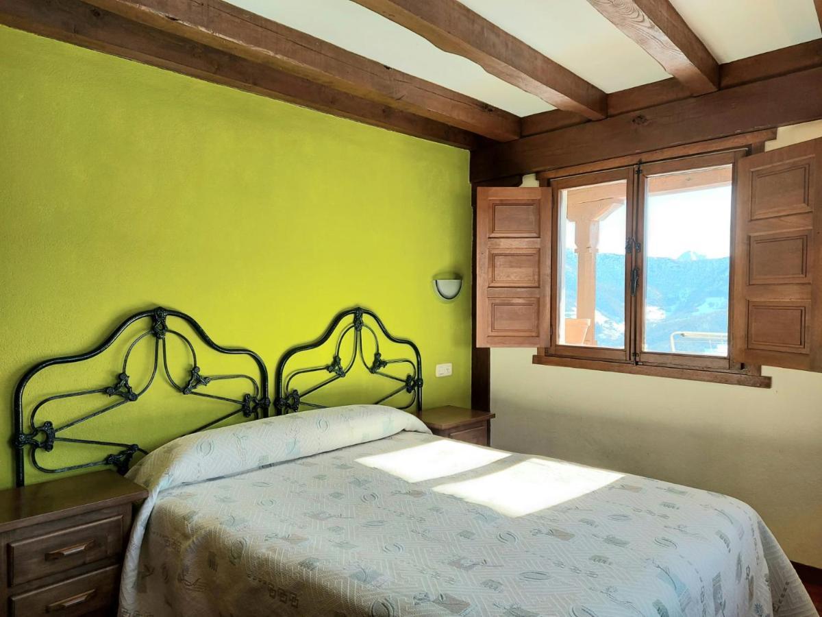 Apartamentos Rurales Las Rocas De Brez Camaleno Exterior photo