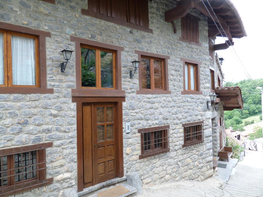 Apartamentos Rurales Las Rocas De Brez Camaleno Exterior photo