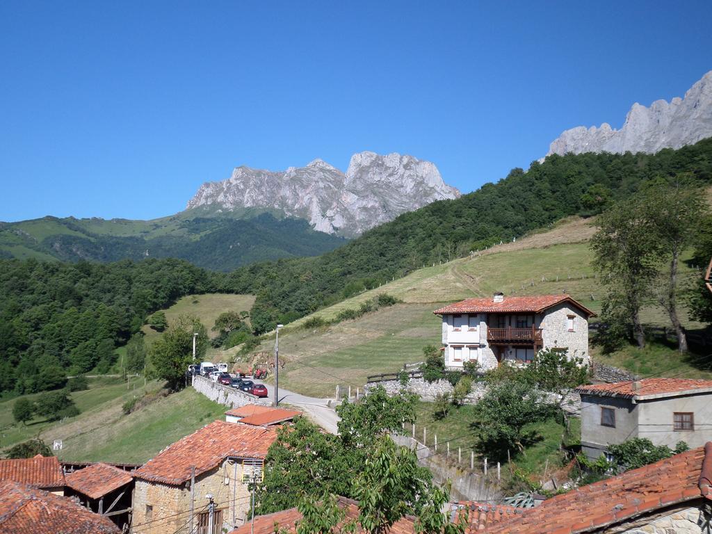 Apartamentos Rurales Las Rocas De Brez Camaleno Exterior photo