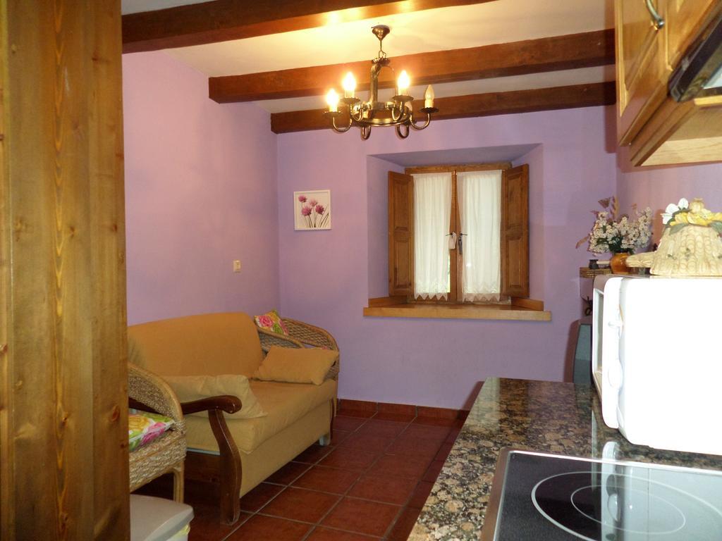 Apartamentos Rurales Las Rocas De Brez Camaleno Exterior photo